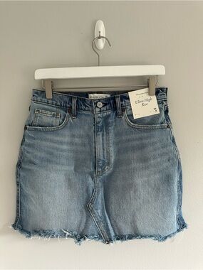 Abercrombie & Fitch Blue Denim Ultra High Rise Skirt Size 8 NWT